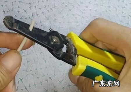 人工怎样剥废铜线皮快,剥线器怎么做