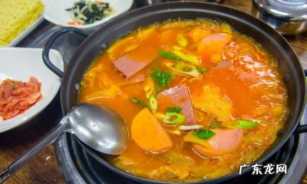 寿喜烧吃法蘸鸡蛋吃,为什么日本人吃火锅要用生鸡蛋