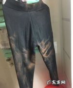 牛仔裤被漂白了一小块怎么补救,黑牛仔裤发白怎么处理恢复