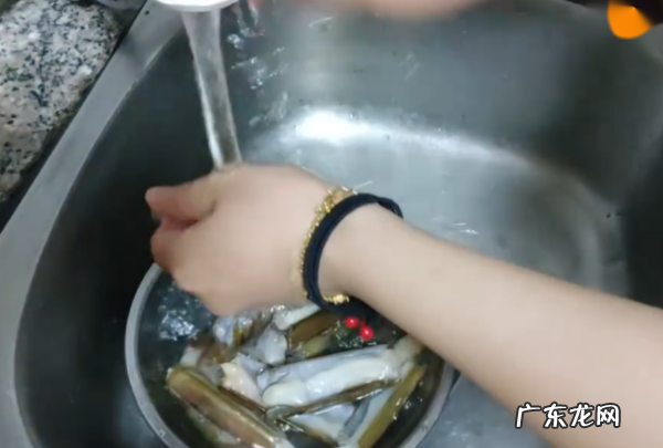 冰冻大竹蛏怎么清理内脏,大竹蛏怎么清理内脏