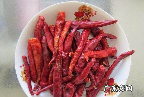 油温80可以泼辣椒,在家如何制作香而不辣的油泼辣子