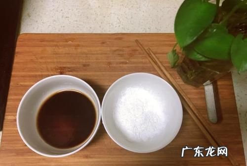 白糖和盐怎么配糖盐水,糖盐水比例几勺糖几勺盐加葡萄糖粉