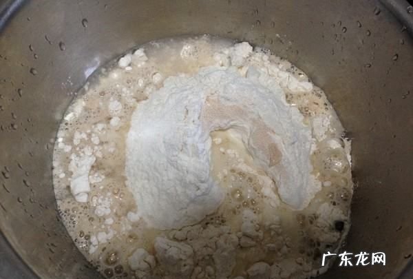 泡打粉酵母怎么混合用,做馒头放酵母和泡打粉的比例