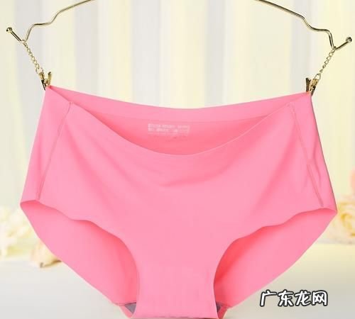 夏天穿冰丝无痕内裤透气,冰丝内裤好还是纯棉好