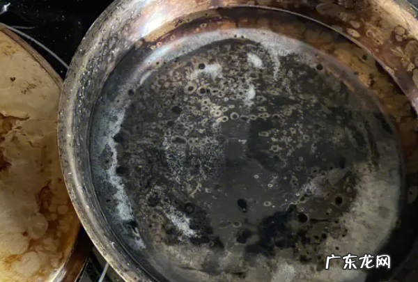 锅烧糊了上面黑的怎么去掉,锅烧糊了上面黑的怎么去掉