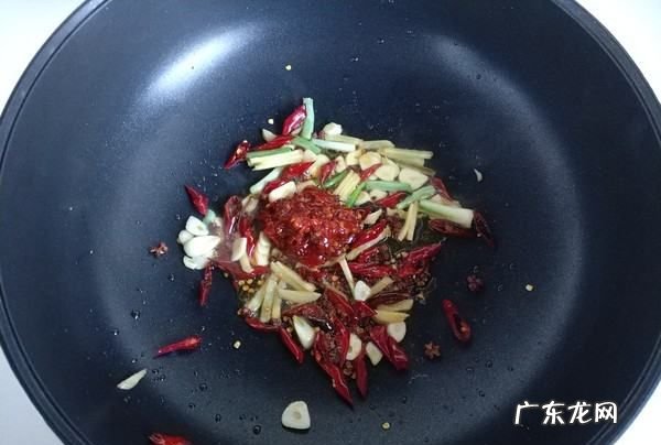 花蛤炒多长时间,炒花蛤怎么做