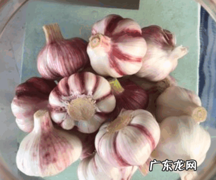 泡蒜怎么做又脆又好吃,怎样腌醋蒜好吃