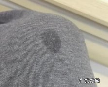 裤子上的松树油怎么处理,裤子沾松树油怎么洗掉
