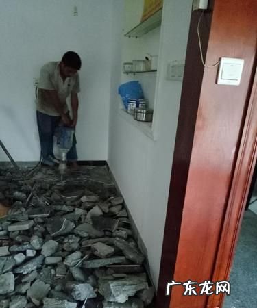 地板砖怎么无损拆下来,地板砖怎么完整的拆下来