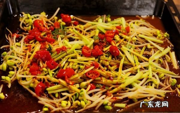 万州烤鱼的正宗做法,烤鱼怎么做万州烤鱼的做法和配料正宗重庆万州烤鱼做法