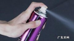 喷了发胶晚上一定要洗头,喷完发胶一定要洗头