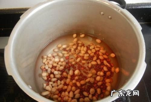 高压锅煮花生米需要多长时间熟,高压锅煮杂粮粥需要多长时间