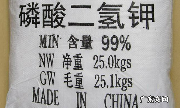 磷酸二氢钾怎么用草莓,草莓施肥用什么肥料