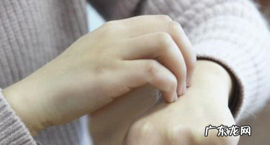 身上的泥垢叫什么,擦背的污垢怎么写文案