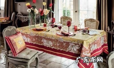 透明桌垫怎么快速除味,餐桌胶垫味道很大怎么去味儿