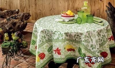 透明桌垫怎么快速除味,餐桌胶垫味道很大怎么去味儿