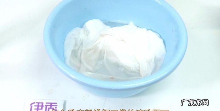 漂白水没稀释衣服黄了怎么办,漂白水把白色衣服泡黄了怎么办