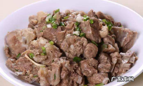 怎么炖羊肉才能又嫩又烂,炖羊肉的时候什么时候放盐