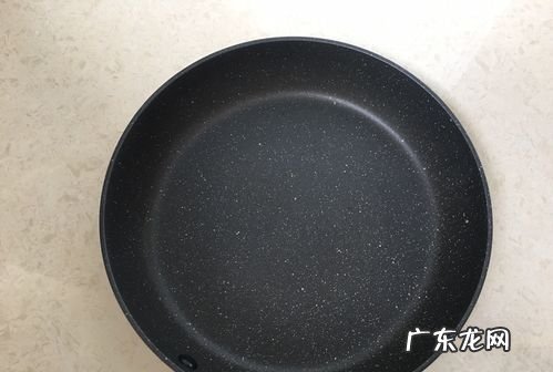 为什么煎锅都是铝合金,平底锅买什么材质的最好用不粘锅