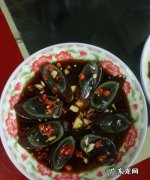 皮蛋凉拌的做法,凉拌皮蛋的做法