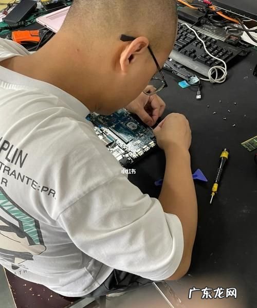 主机进水了第一时间怎么处理,苹果电脑进水了第一时间怎么处理