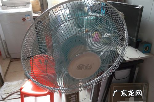 风扇扇叶怎么拆卸,风扇叶怎么拆下来