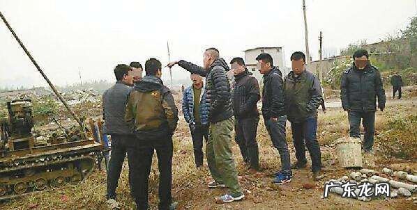 仗势欺人的地方恶霸叫什么,在地方上倚仗权势欺压别人的词语