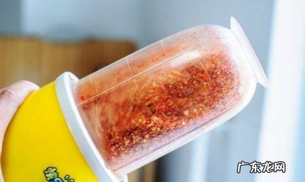 辣椒油怎么熬制颜色红,如何让红油更红