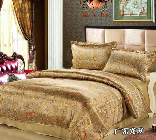 真丝四件套怎么洗涤和保养方法,真丝衣服怎么洗涤和保养方法