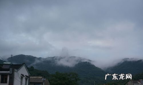 山色空蒙雨亦奇的上一句,山色空蒙雨亦奇全诗
