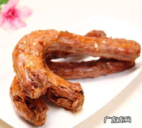 绝味鸭脖是哪里的特产,绝味鸭脖产地是武汉