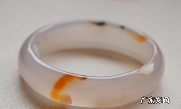 玉髓和玛瑙的区别,玉髓和玛瑙的区别