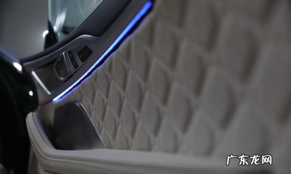 宝马m8使用了什么发动机,宝马m8是四驱