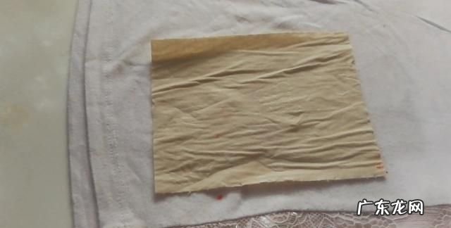 衣服上的蜡烛油怎么去除小窍门,衣服蜡油怎么处理