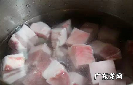 红烧牛肉的做法 最正宗的做法,家常红烧牛肉的做法步骤