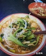 螺蛳粉一般放什么青菜,螺蛳粉另加什么蔬菜