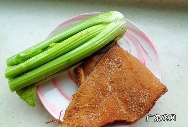 牛肚怎么做好吃,牛肚怎么做好吃又简单