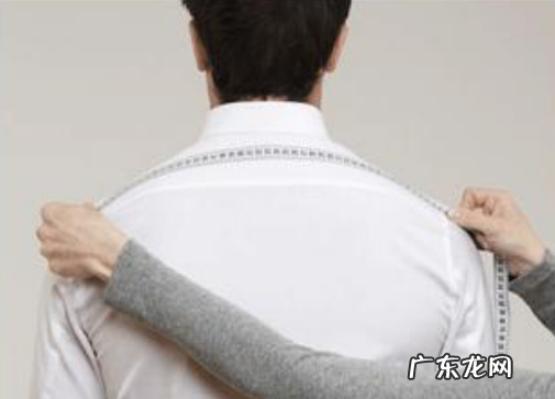 怎么测量肩宽,肩宽怎么量