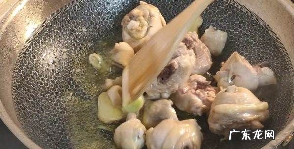 小鸡炖蘑菇的做法,小鸡炖蘑菇的家常做法