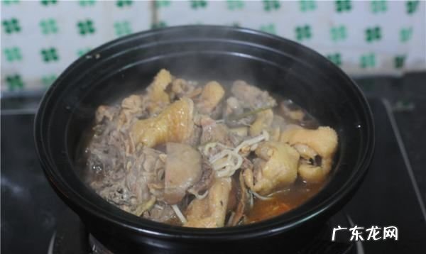 小鸡炖蘑菇的做法,小鸡炖蘑菇的家常做法