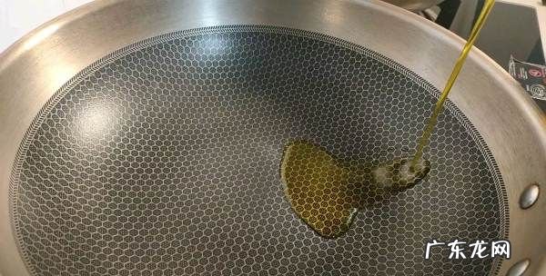 小鸡炖蘑菇的做法,小鸡炖蘑菇的家常做法
