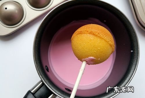 棒棒糖为什么有一个小孔,棒棒糖棍子上为什么有小孔洞