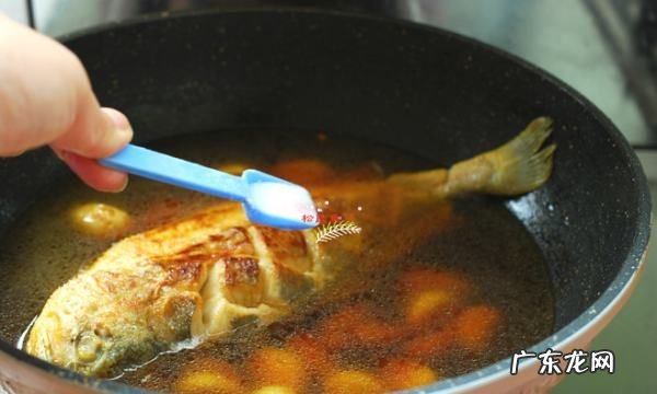 蒜子烧黄鱼做法图解,蒜烧黄鱼的做法