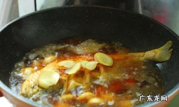 蒜子烧黄鱼做法图解,蒜烧黄鱼的做法