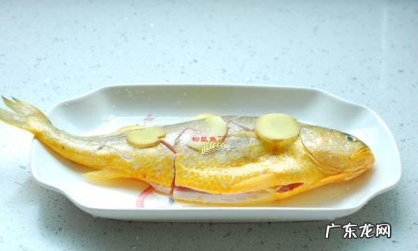 蒜子烧黄鱼做法图解,蒜烧黄鱼的做法