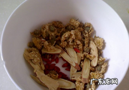 菊花脑怎么吃,菊花脑香菇蛋汤——清热解毒防感冒