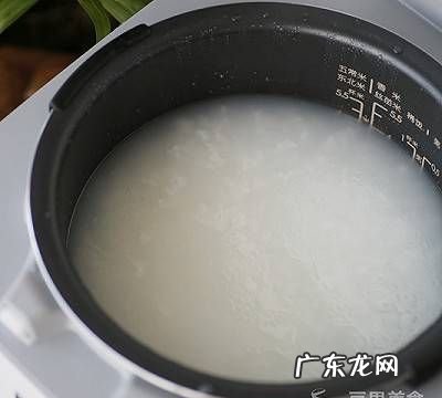 一般电饭煲煮粥要多久,电饭锅煮粥需要多久的时间