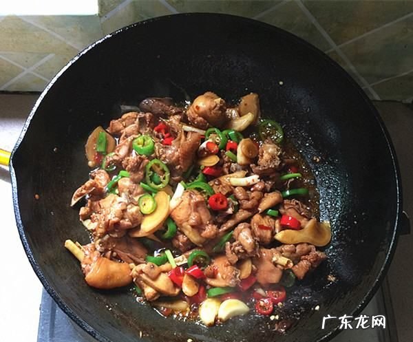 仔姜烧鸡的正宗做法,生炒鸡的制作方法