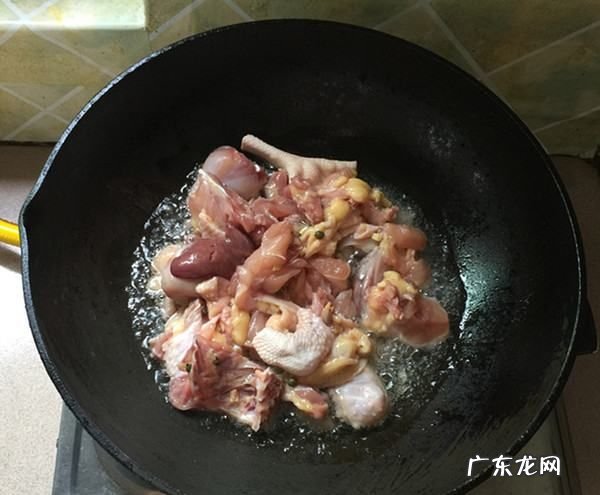 仔姜烧鸡的正宗做法,生炒鸡的制作方法