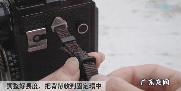 相机手腕带如何安装,佳能单反相机腕带安装方法